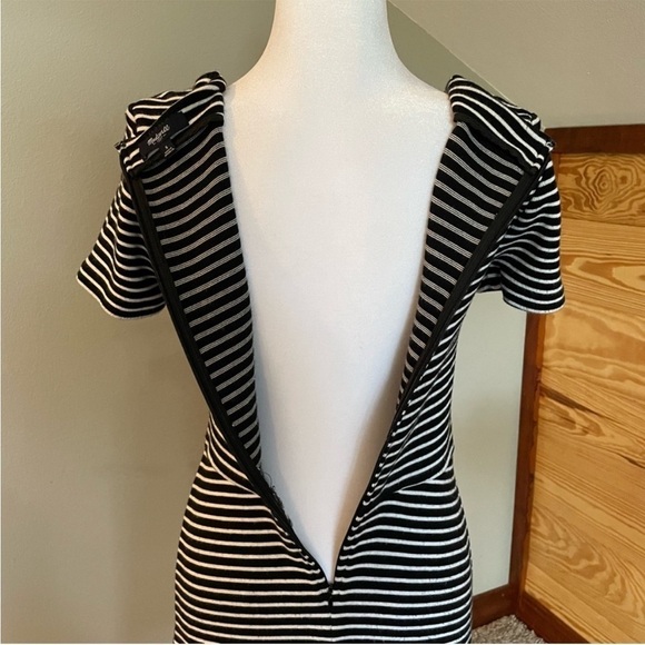 Madewell Gallerist Dress in Black White Stripe Short Sleeve Small - Picture 8 of 13